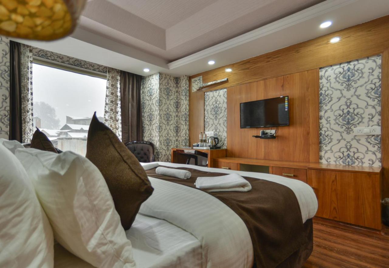 Hotel The Montreal Telbal Dış mekan fotoğraf
